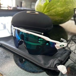 Oakley Raider EV Path Glasses
